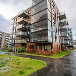 Arctic Supreme Luxe L Heated Balcony L Free Parking