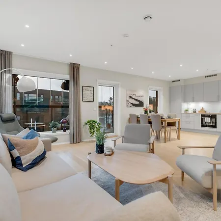 Arctic Supreme Luxe L Heated Balcony L Free Parking Tromsø