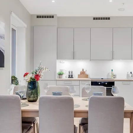 Arctic Supreme Luxe L Heated Balcony L Free Parking * Tromsø