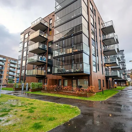 Arctic Supreme Luxe L Heated Balcony L Free Parking