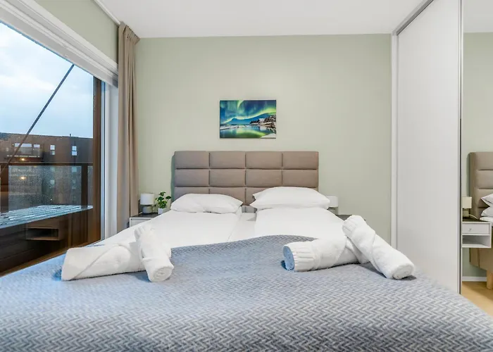 Arctic Supreme Luxe L Heated Balcony L Free Parking